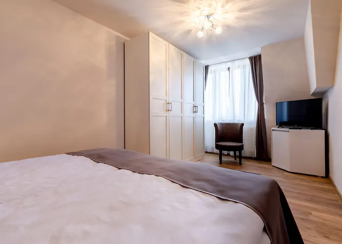 Menuet Apartment *