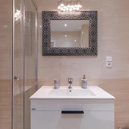 Menuet Apartment Karlsbad