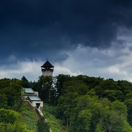 Lägenhet Menuet Karlovy Vary
